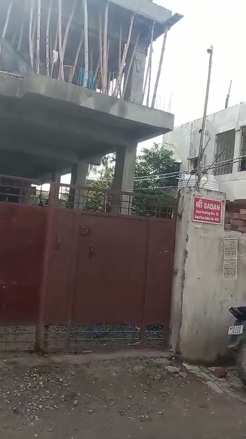 Compound main gate